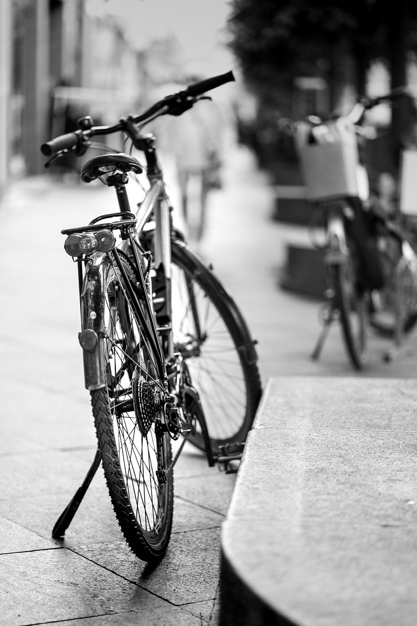 Regnjakke til cykling: Din ultimative guide til beskyttelse mod elementerne